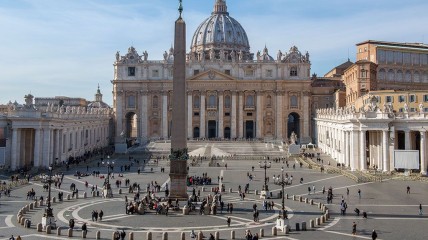 Causerie "Achter de schermen van het Vaticaan"